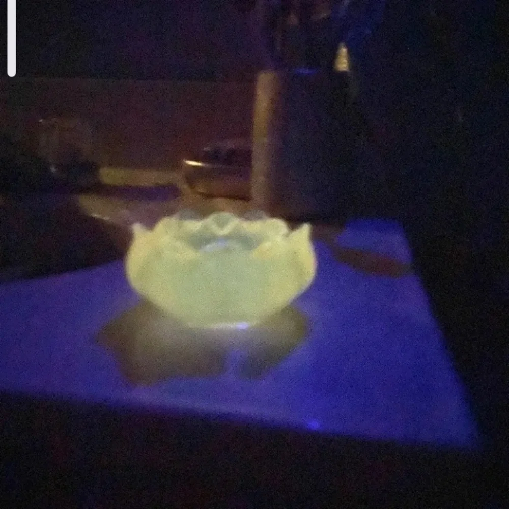 Glow in the dark jewelry/soap holder